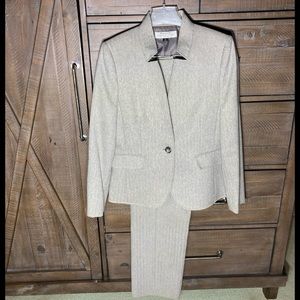 Tahari ASL Mid Rise Pantsuit SZ 6P Color Gray/Black Houndstooth